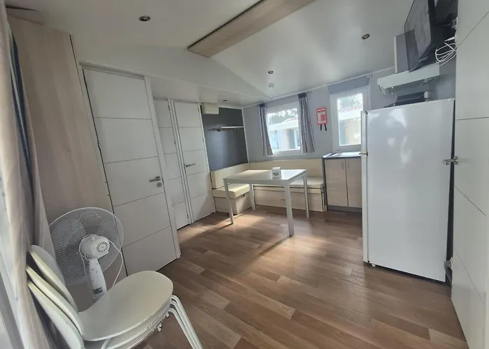 Mobil 3ch Confort- 6pers 15min Europa Park Camping 3*
